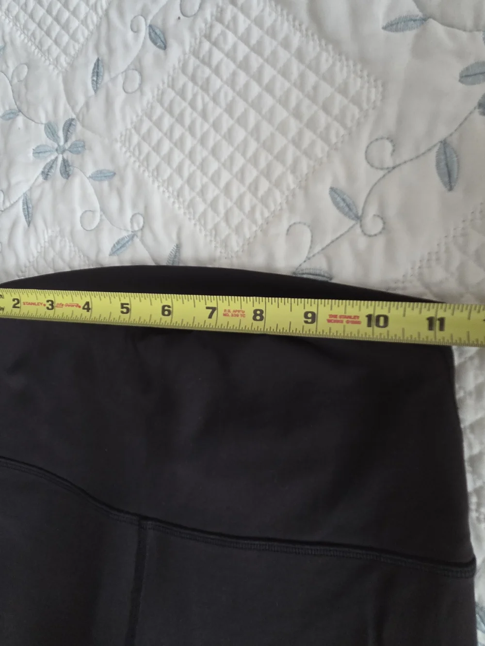 lululemon athletica High-Rise Charcoal Capri Leggings